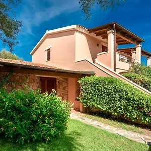 With Air Conditioning In The Center Of San Teodoro , San Teodoro (Sardinia) Italia